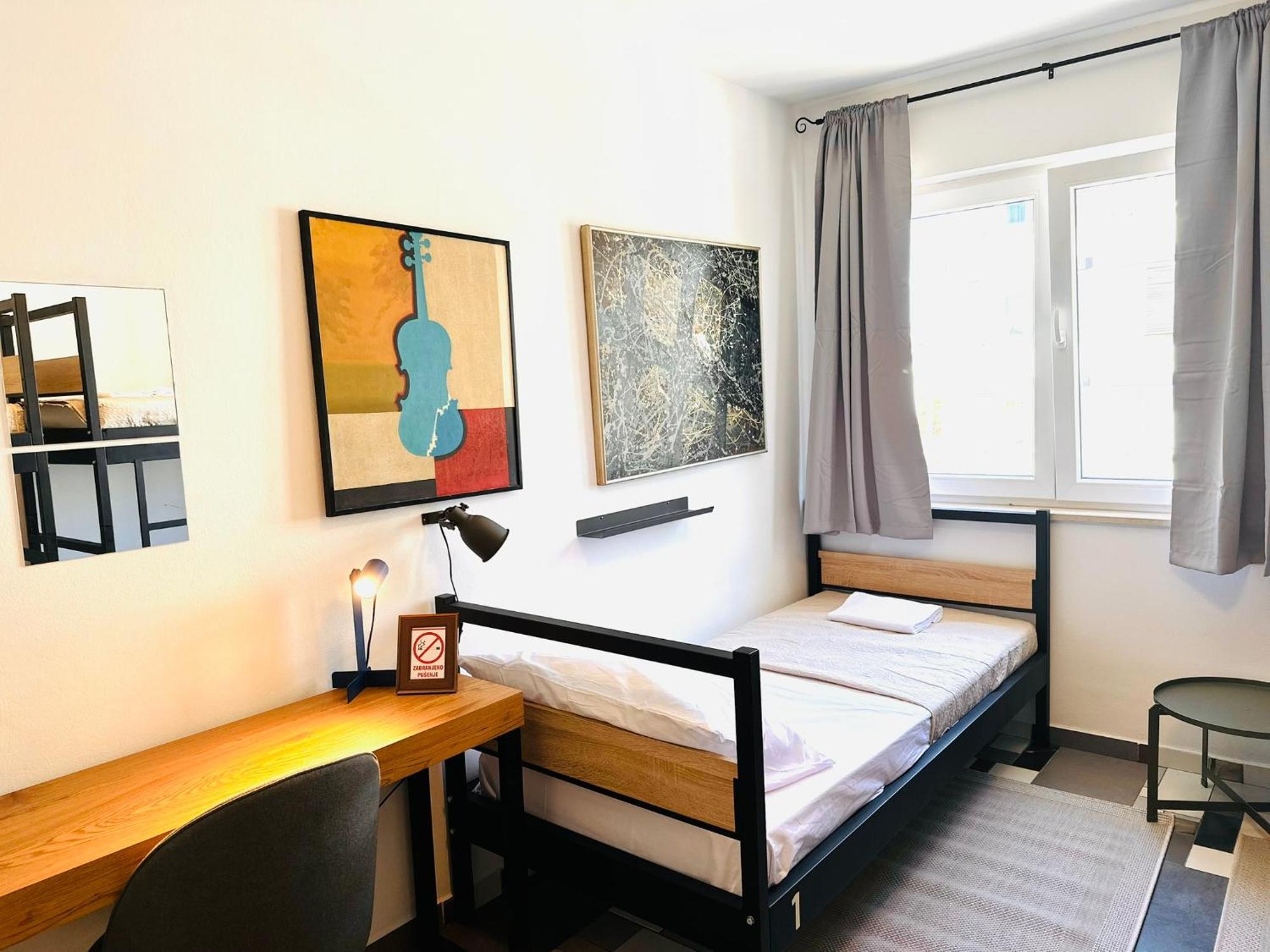 Hostel Art & Joy プーラ エクステリア 写真